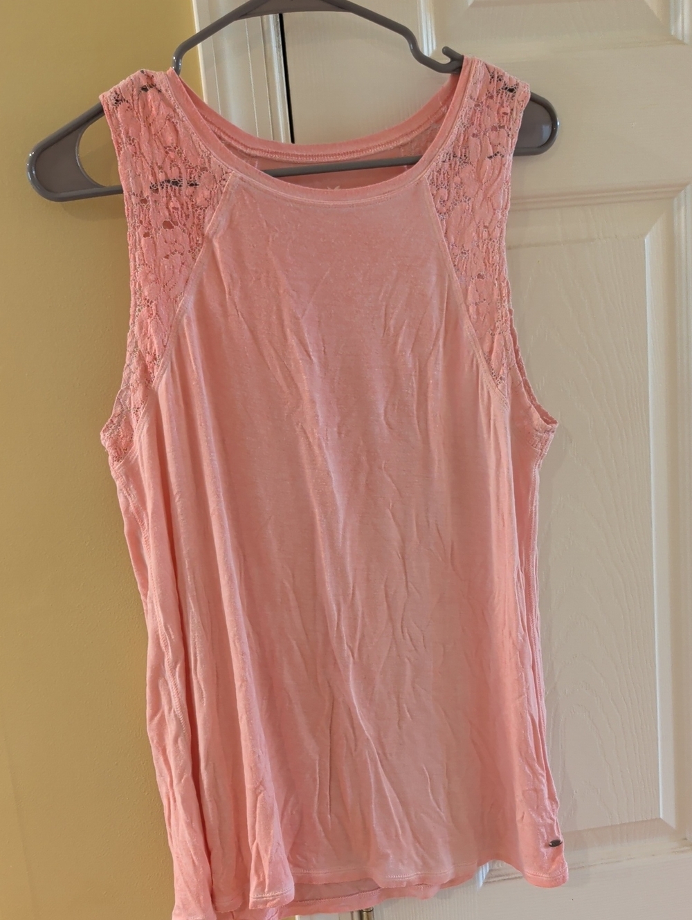 American Eagle Outfitters Pink Lace-Trim Sleeveless Tank